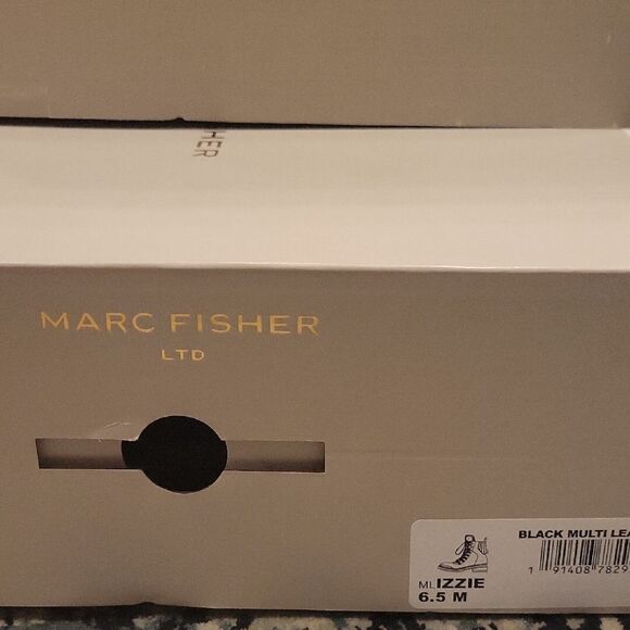 Women's Black Leather Boots with Shearling Lining - Picture 10 of 10